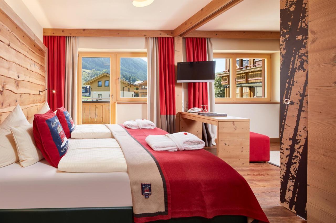 Hotel Hasenauer 4 Sterne Superior Saalbach-Hinterglemm Exterior foto