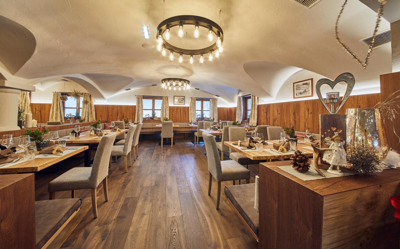 Hotel Hasenauer 4 Sterne Superior Saalbach-Hinterglemm Exterior foto